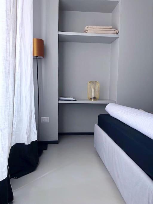 Brera Luxury Cozy Flat! Apartamento Milão Exterior foto